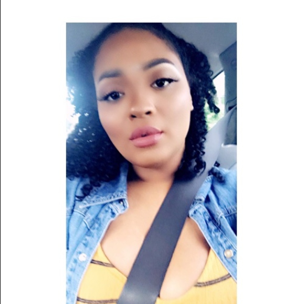 Meet your Posher, Brianna